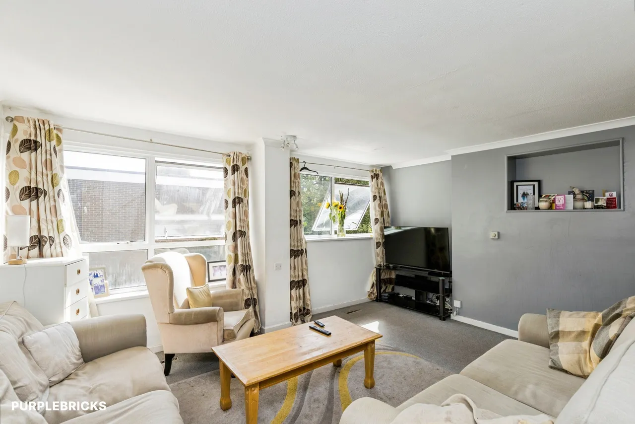 Hawthorn Close, Horsham, RH12, photo 47