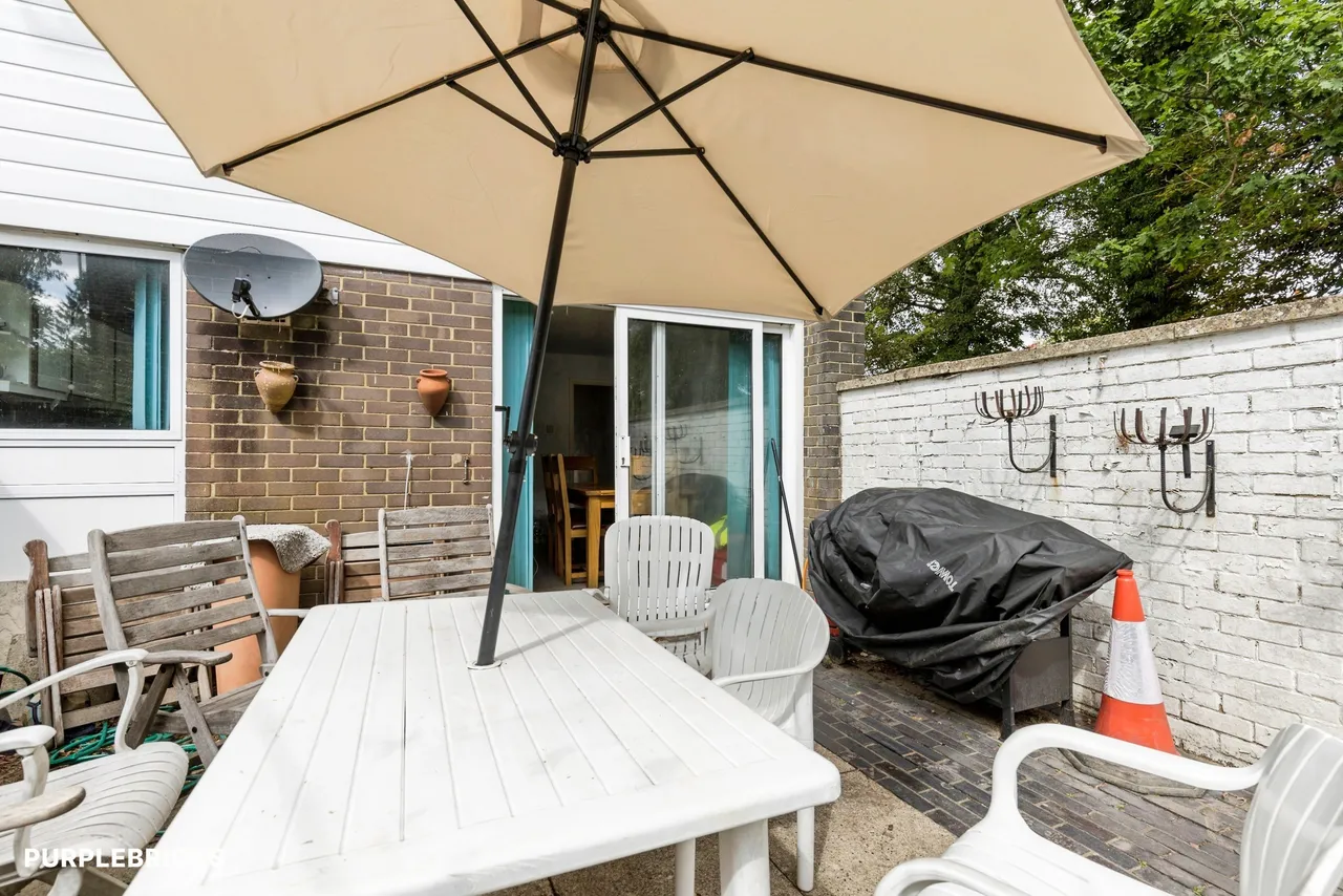 Hawthorn Close, Horsham, RH12, photo 26