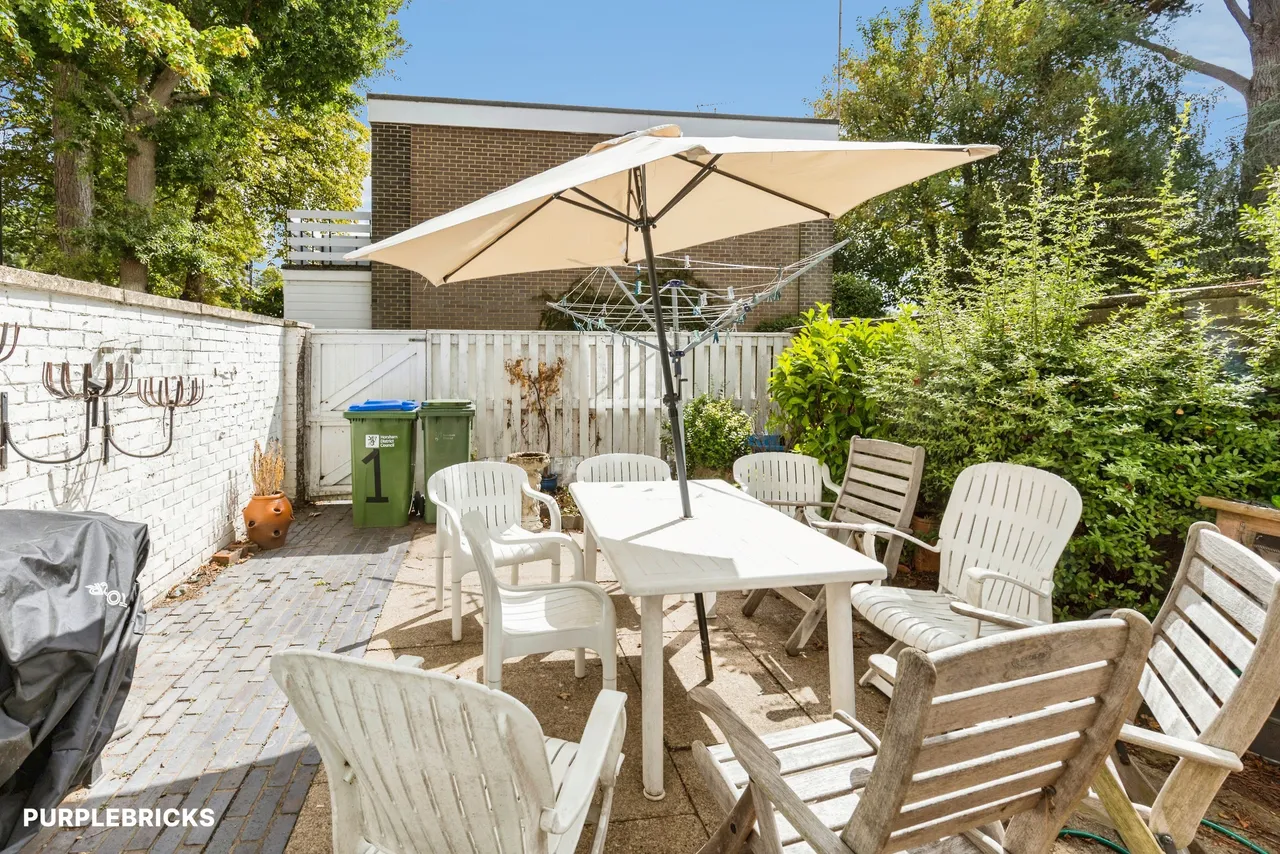 Hawthorn Close, Horsham, RH12, photo 24