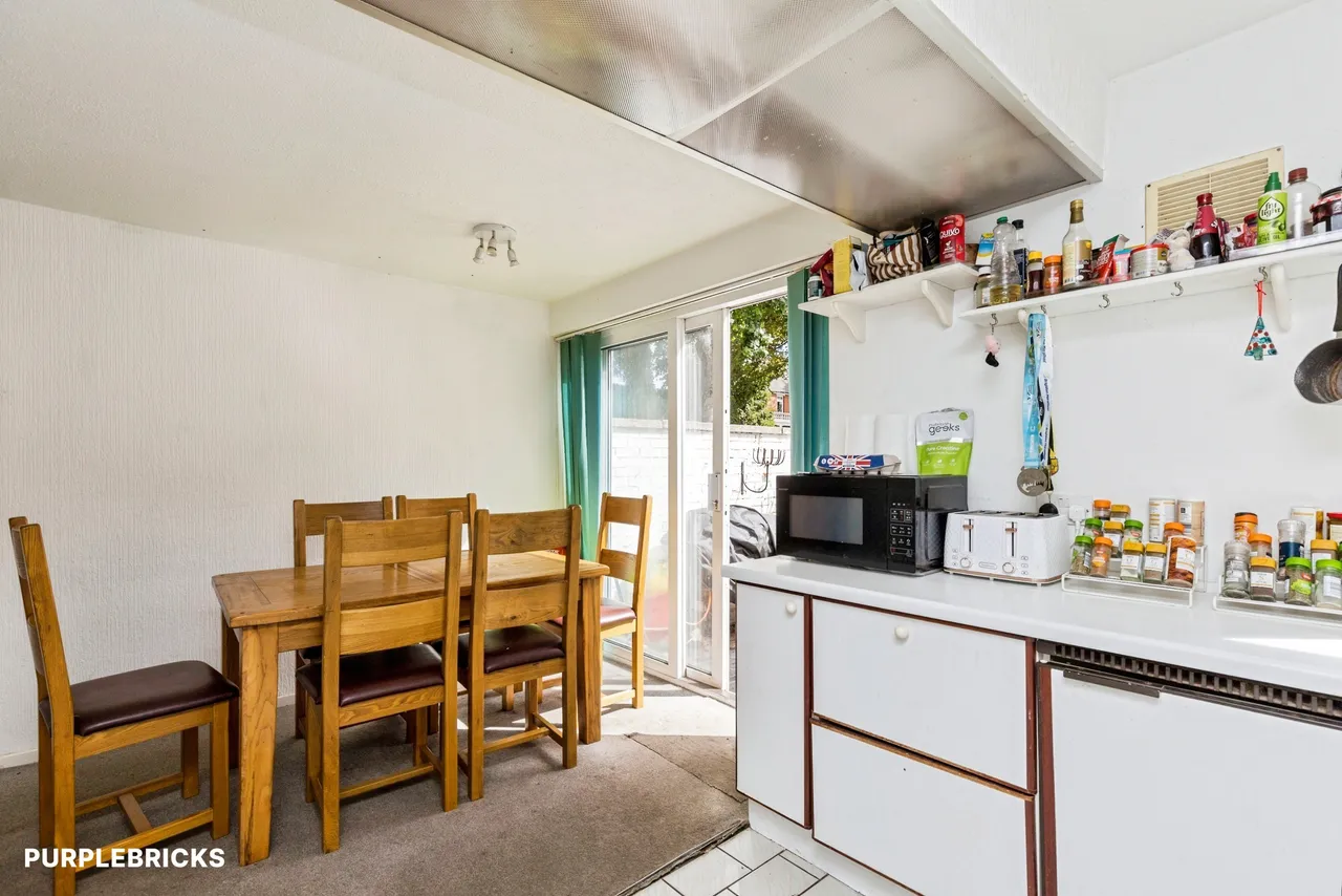 Hawthorn Close, Horsham, RH12, photo 6