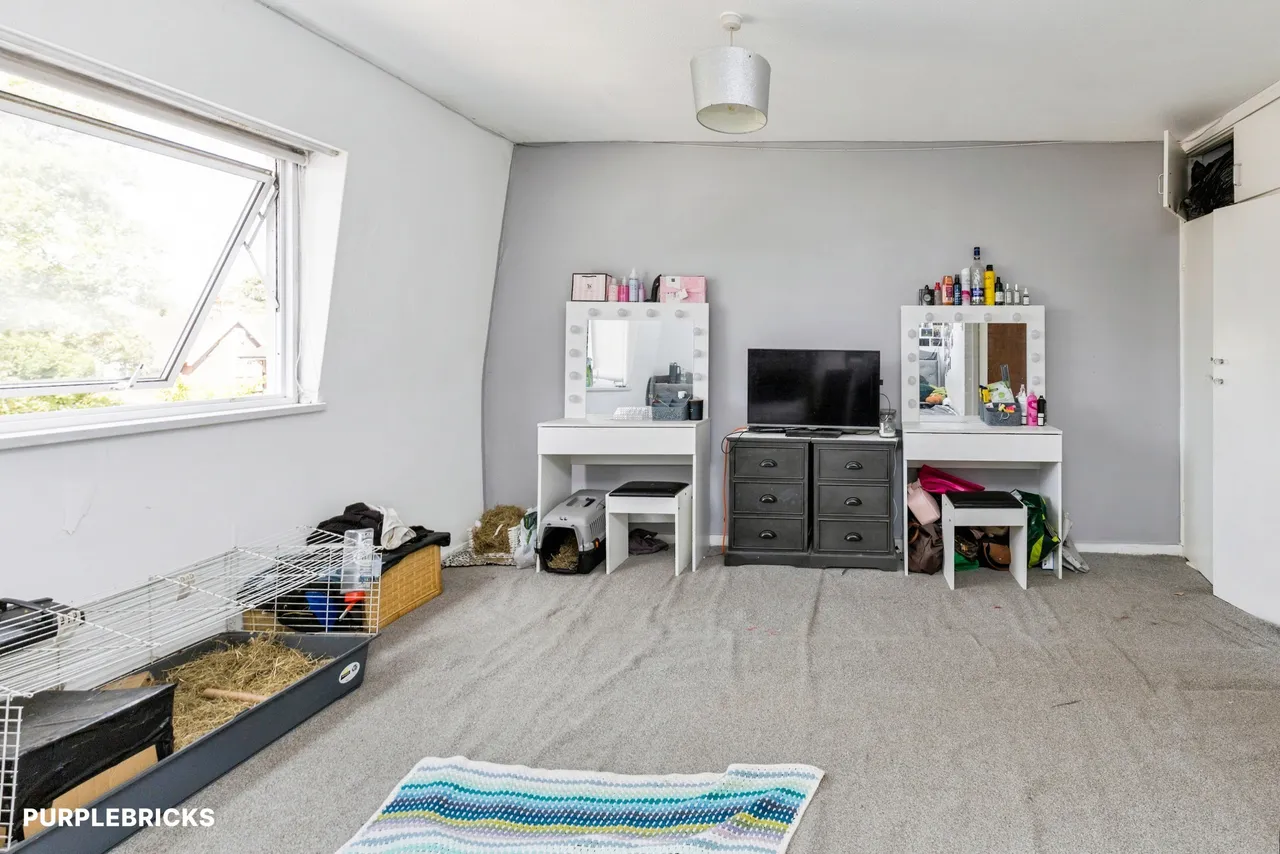 Hawthorn Close, Horsham, RH12, photo 15