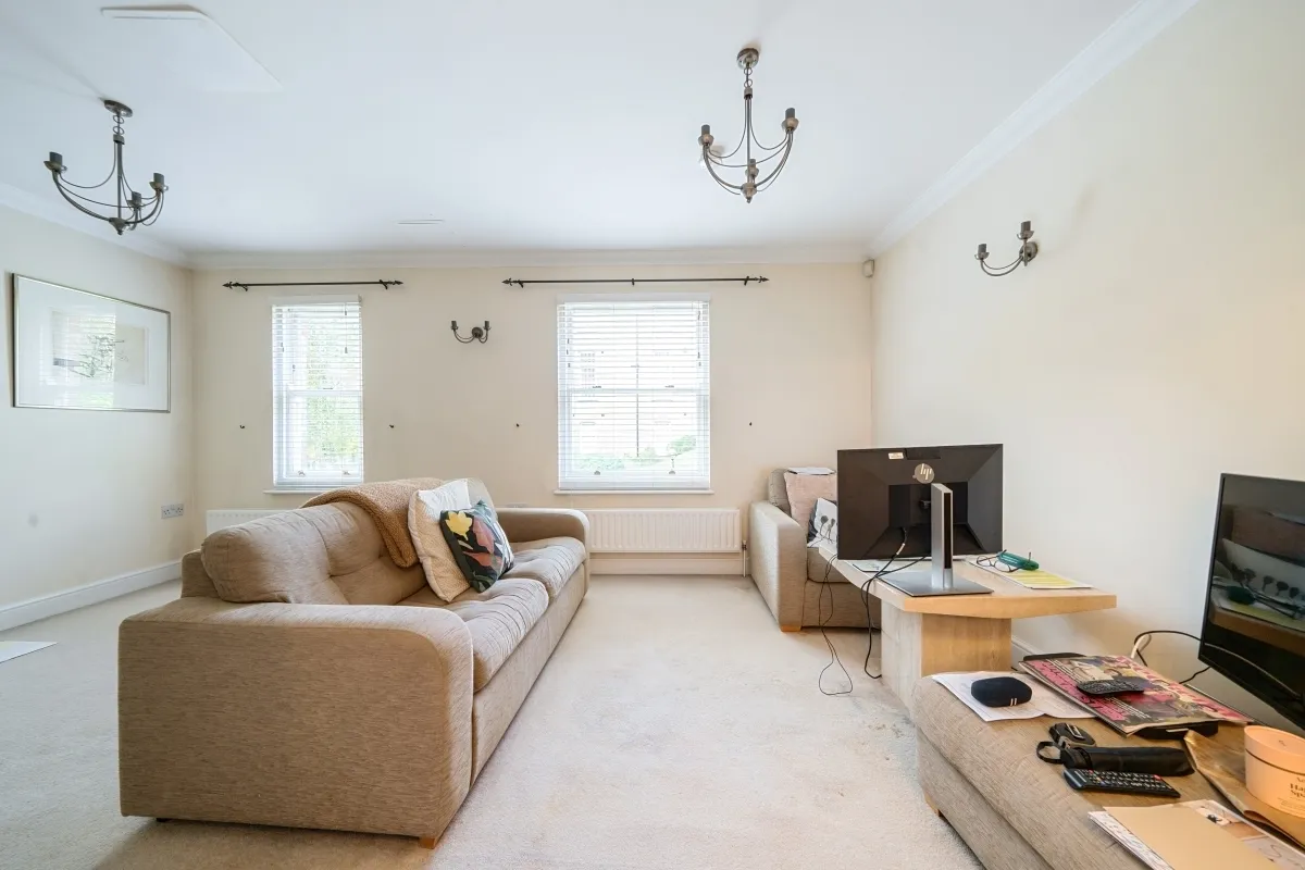 Southdowns Park Haywards Heath RH16, photo 2