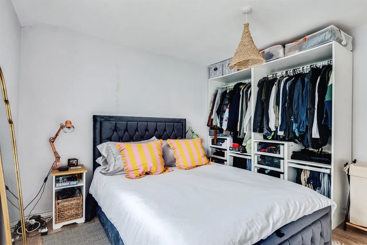 Union Row, Swindon, SN1, photo 8