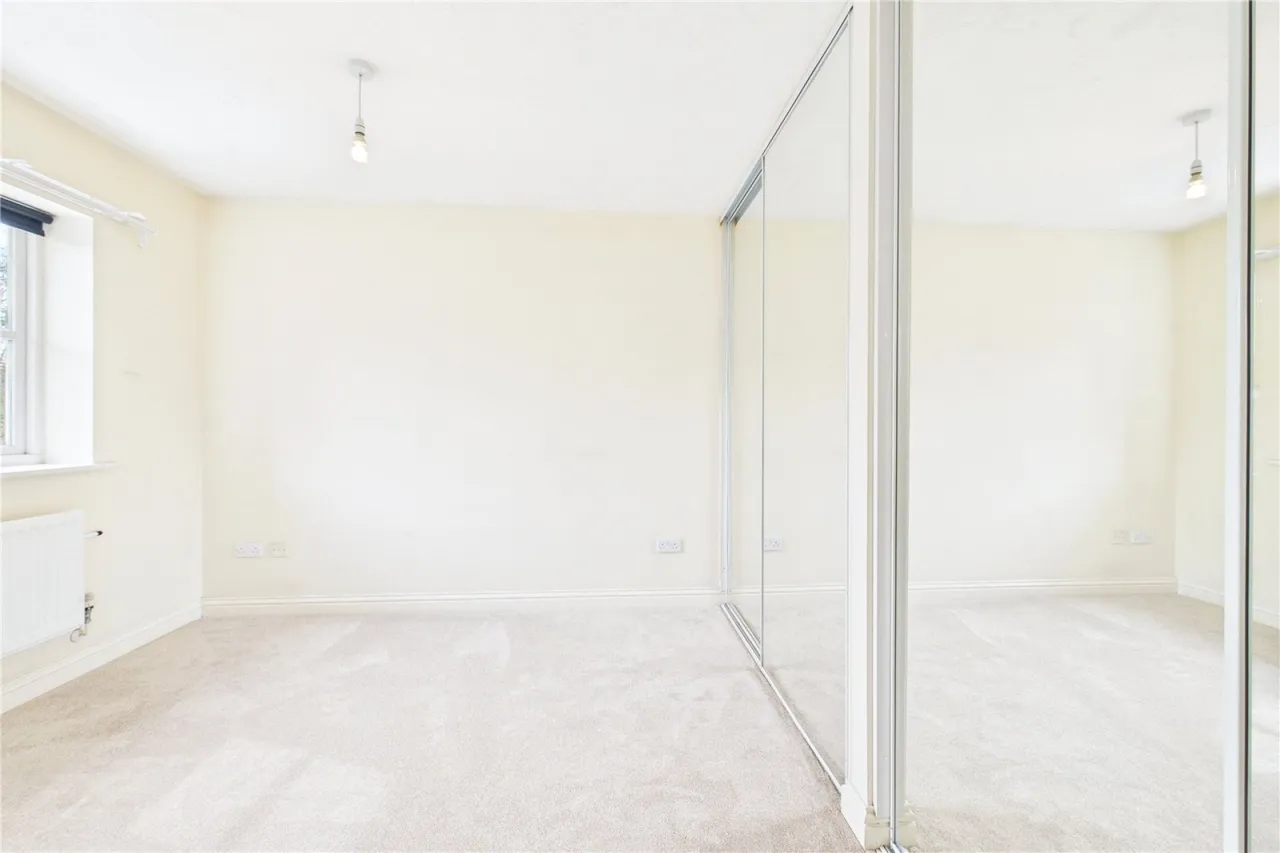 Coltsfoot Close, Burghfield Common, RG7, photo 8