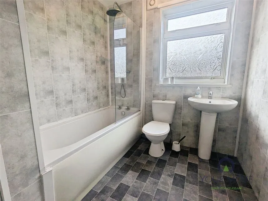 St. Johns Avenue, Kirkby-in-Ashfield, NG17, photo 4