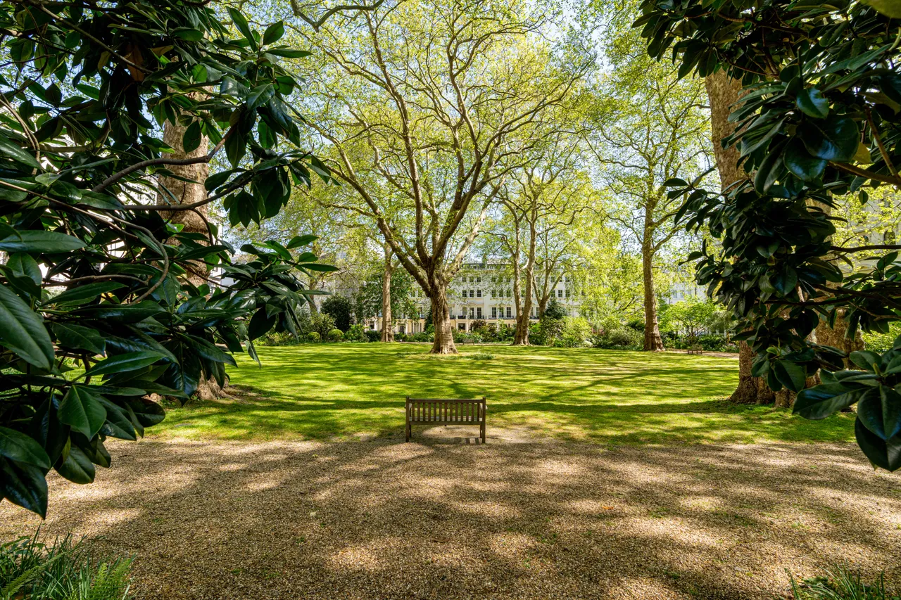 Ennismore Gardens, Knightsbridge, London, photo 10