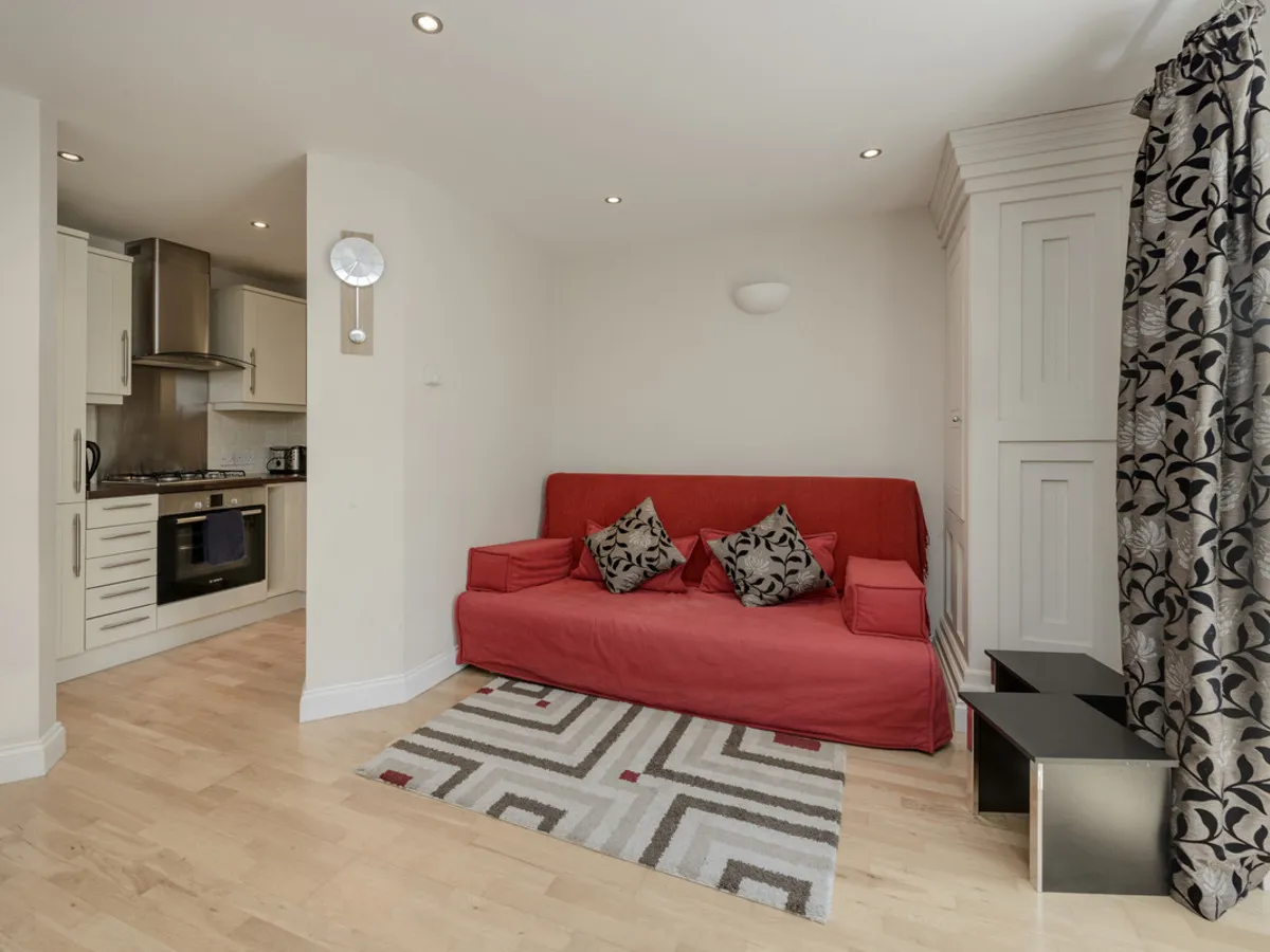 Parnell Way, HA3, photo 3