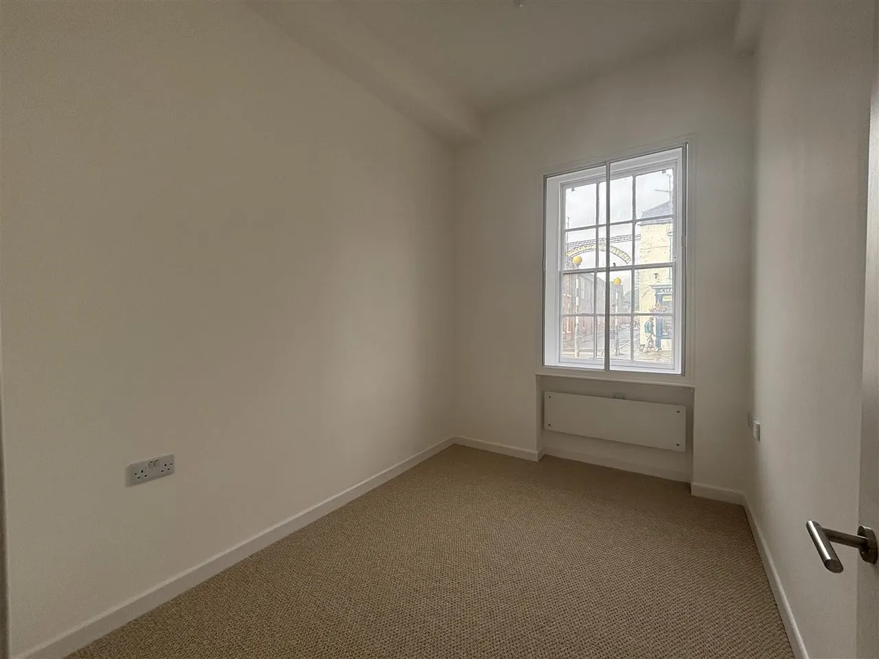 Longs Building, Devizes, SN10, photo 5