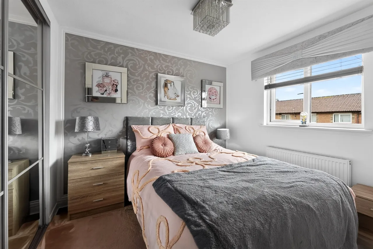 Queens Court, Irvine, photo 8