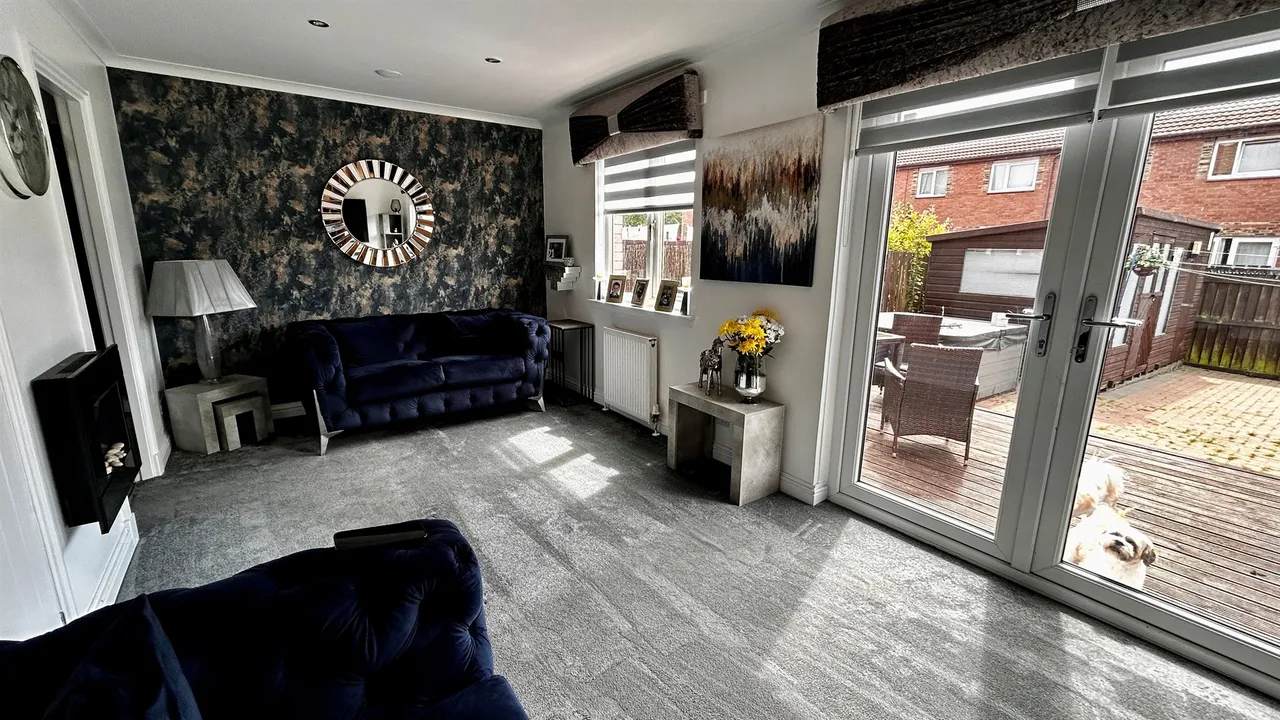 Queens Court, Irvine, photo 9