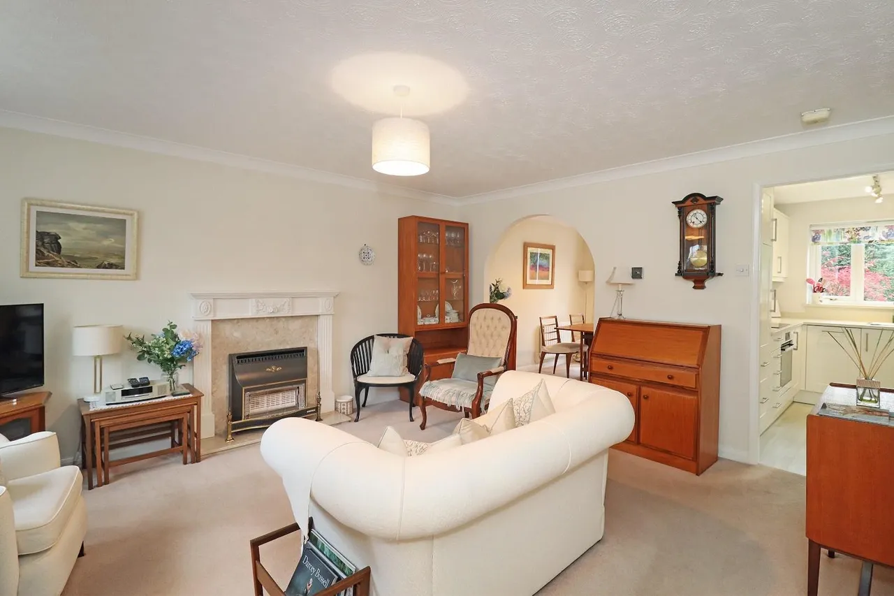 Alder Drive, Timperley WA15 7YG, photo 7