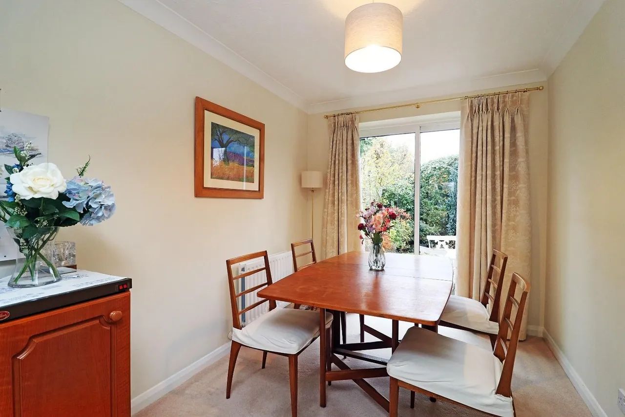 Alder Drive, Timperley WA15 7YG, photo 4