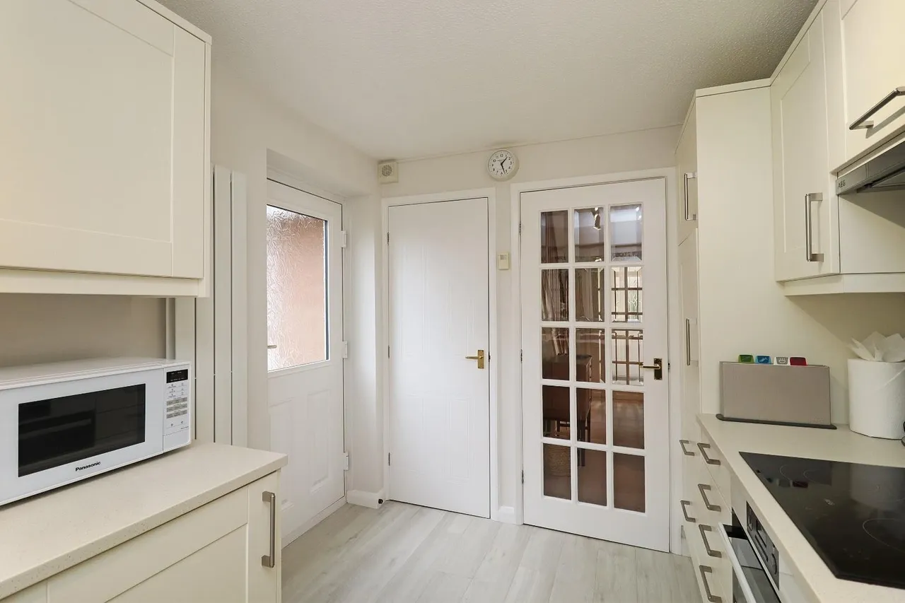 Alder Drive, Timperley WA15 7YG, photo 11