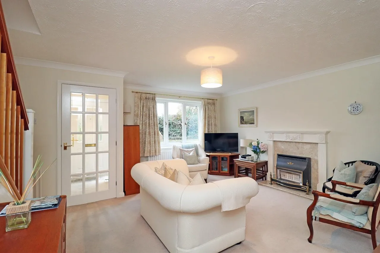 Alder Drive, Timperley WA15 7YG, photo 8