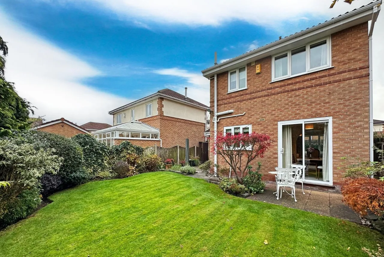 Alder Drive, Timperley WA15 7YG, photo 22