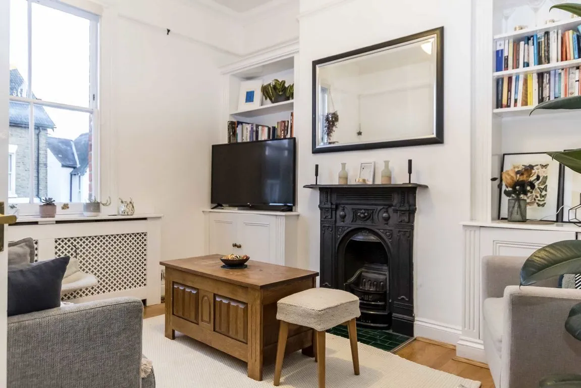 Green Lane, W7, photo 2