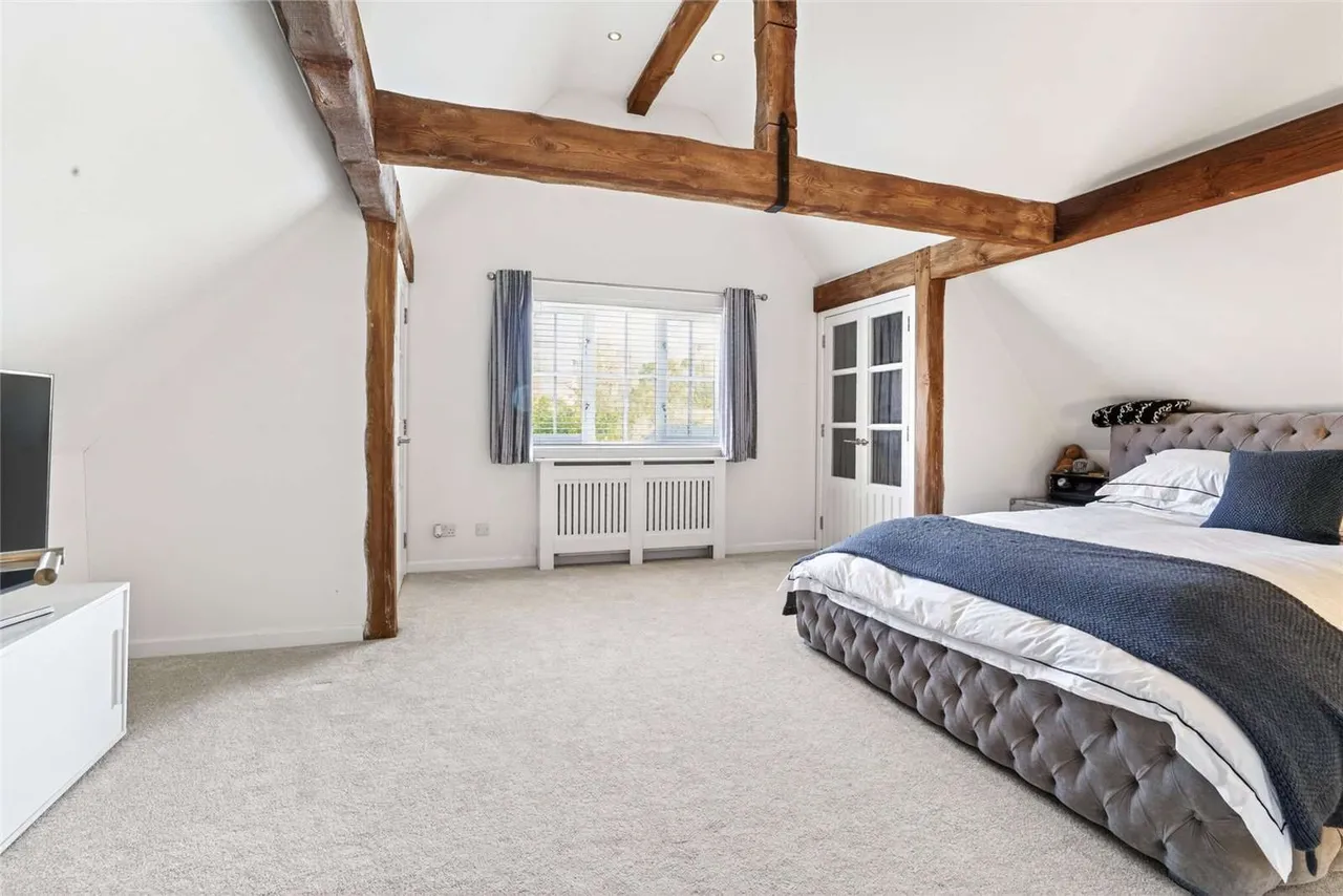 Epping Road, Broadley Common, Essex, EN9 2DH, photo 11