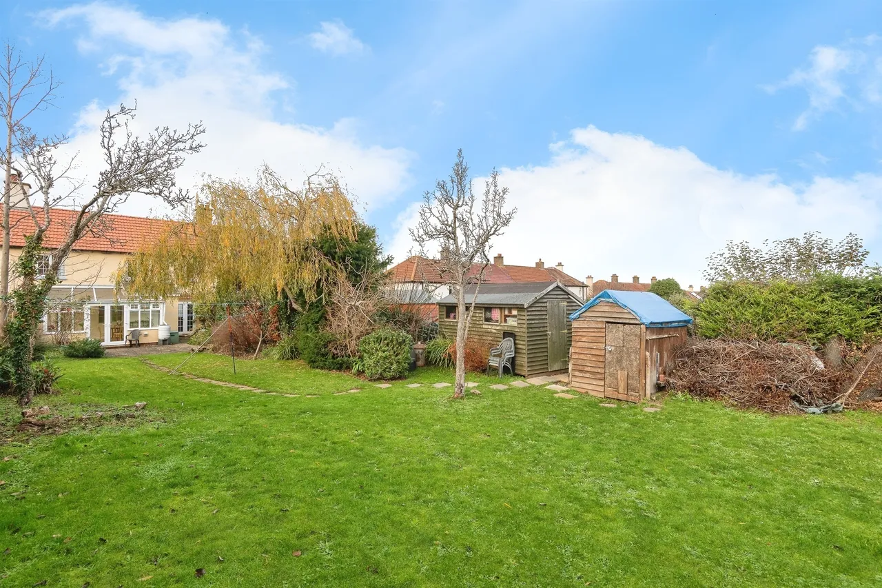 Fownes Road, Minehead, TA24, photo 16
