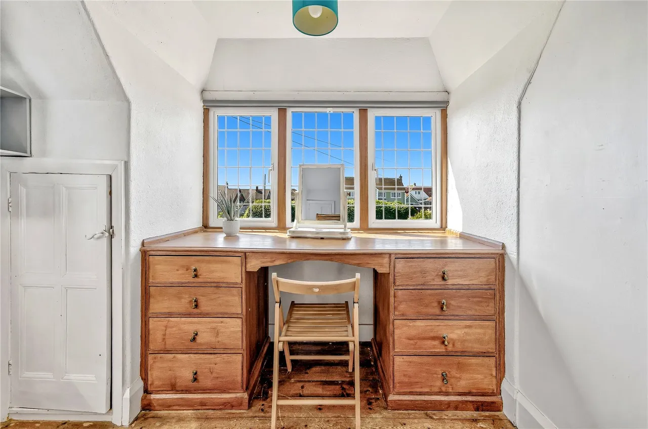 Arts & Crafts Character, 0.66 Acres, photo 19