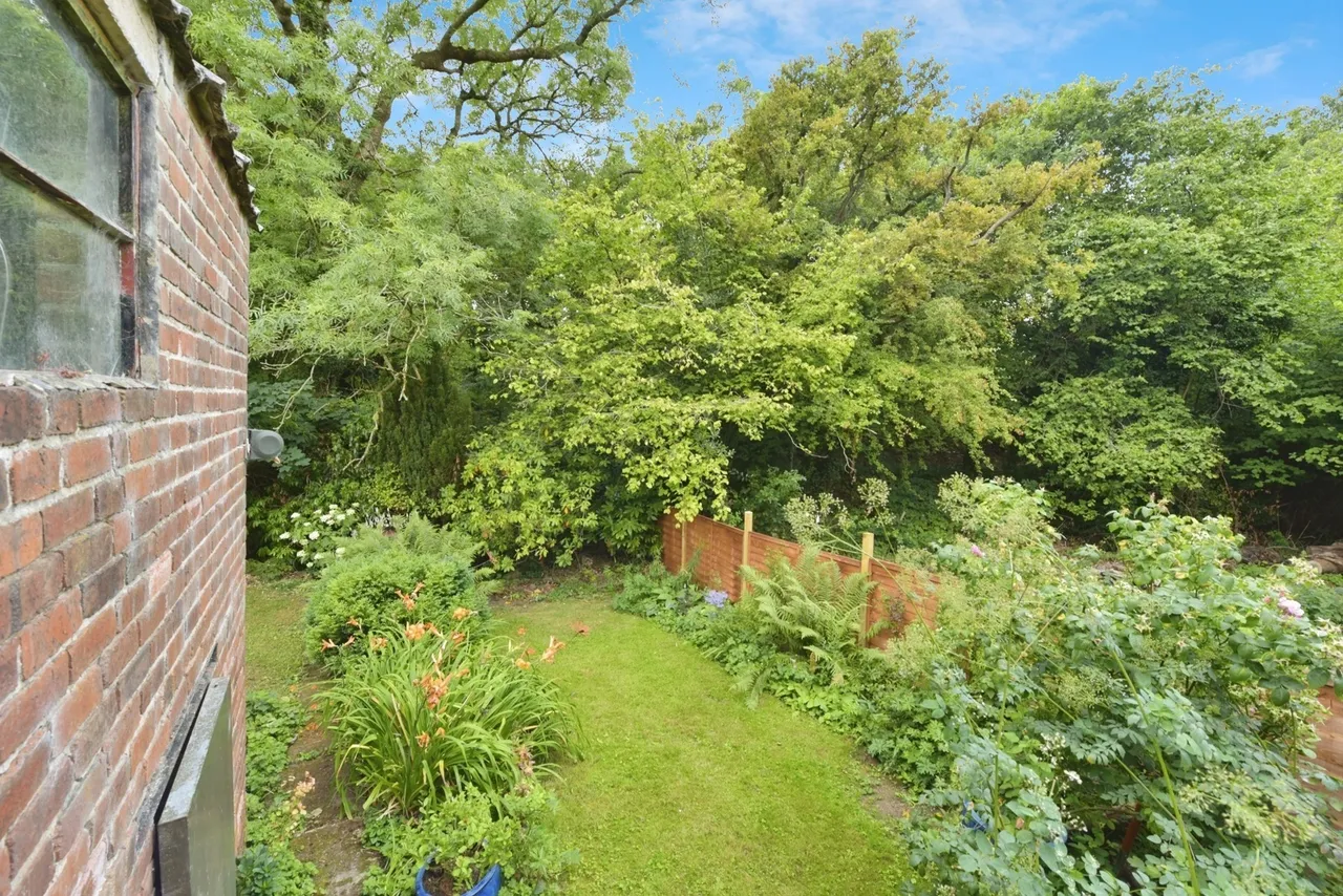 Charnock Dale Road, Sheffield, South Yorkshire, S12, photo 11