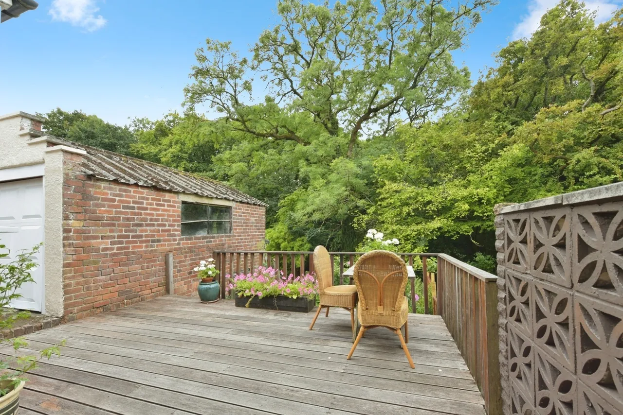 Charnock Dale Road, Sheffield, South Yorkshire, S12, photo 4