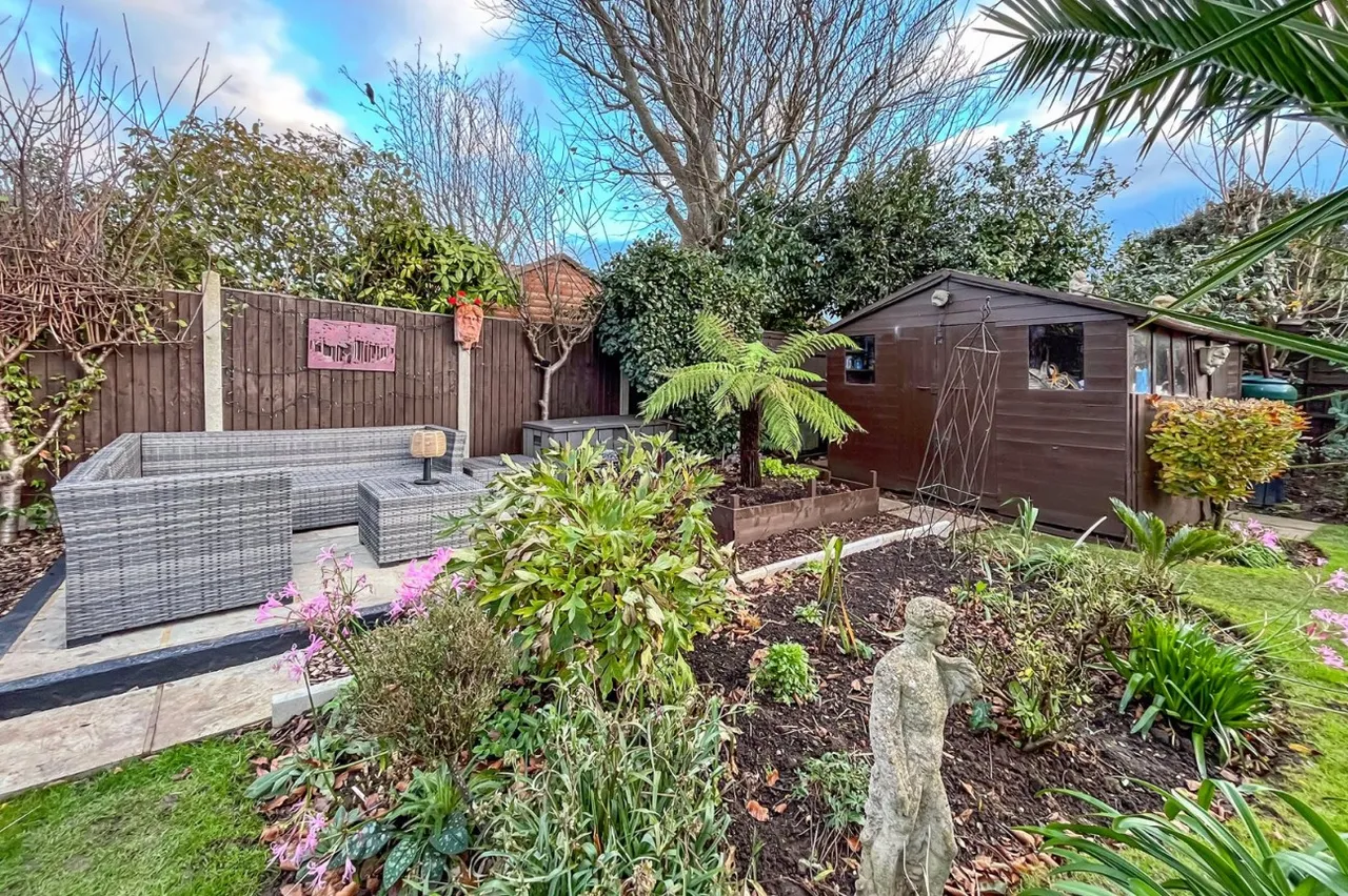 Rustington, Littlehampton, BN16, photo 22