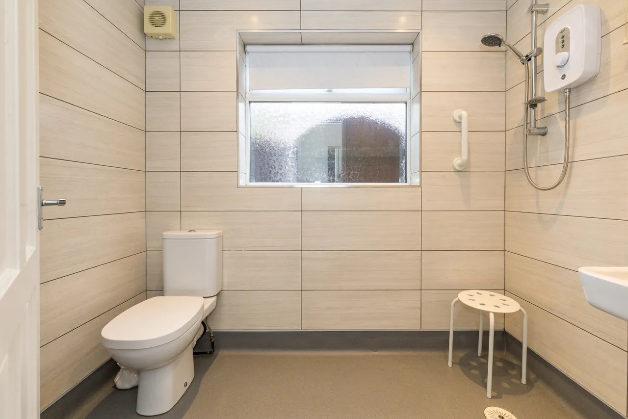 Erradale Crescent, Winstanley, WN3, photo 5