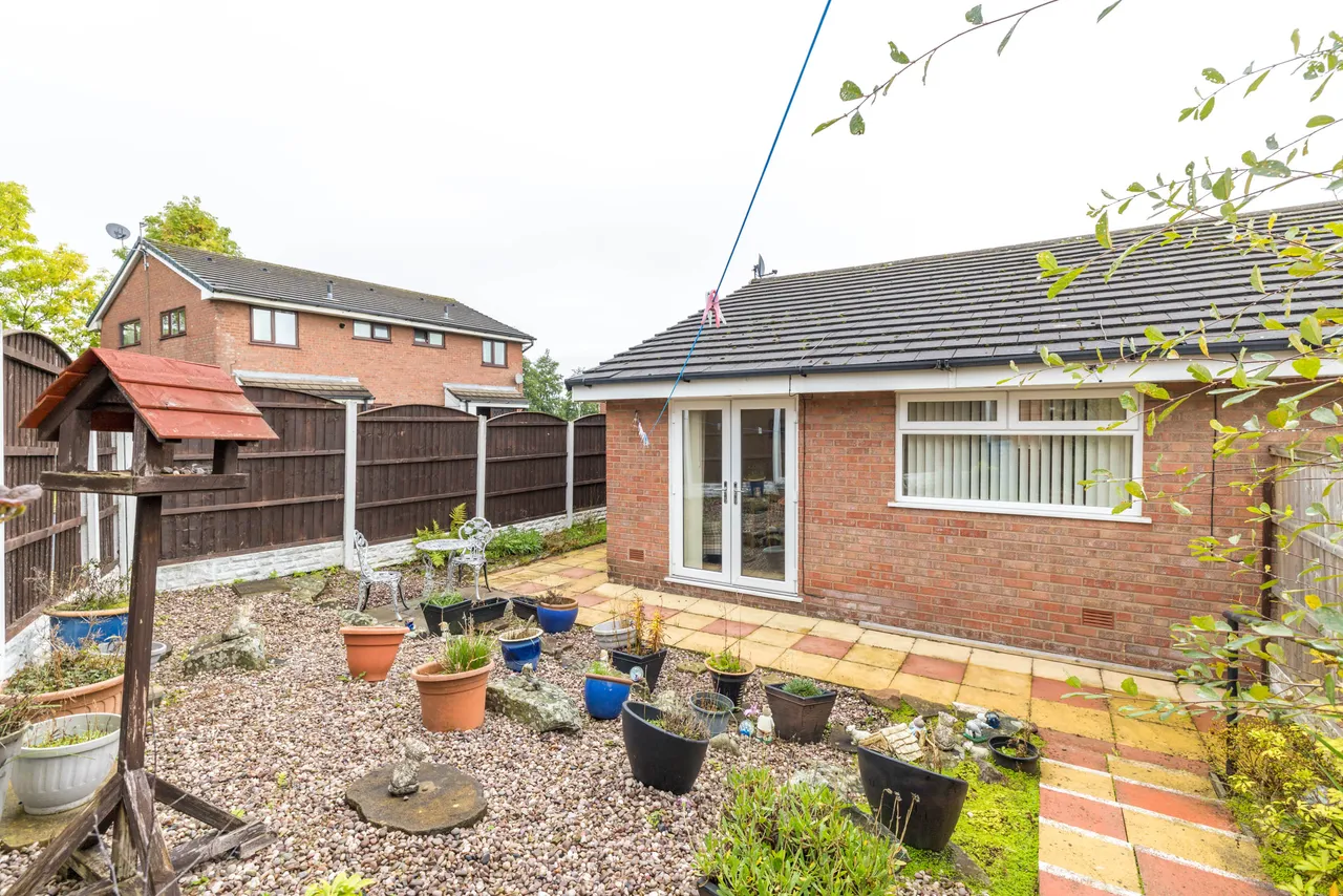 Erradale Crescent, Winstanley, WN3, photo 9