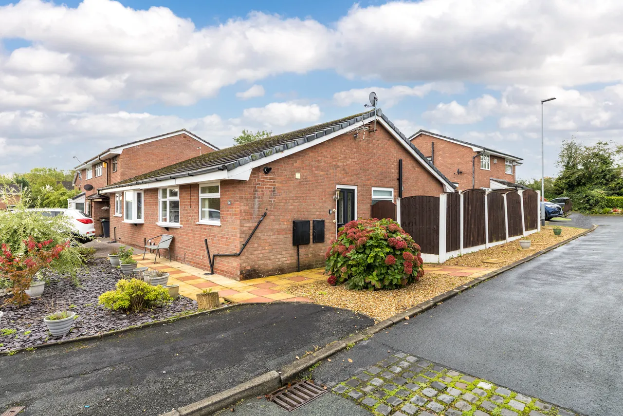 2 bed house for sale, Erradale Crescent, Winstanley, WN3