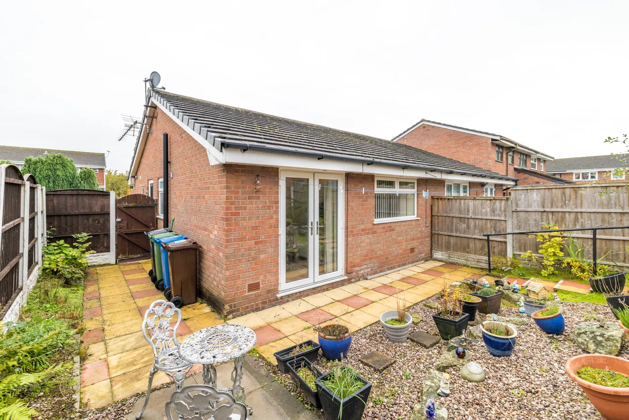 Erradale Crescent, Winstanley, WN3, photo 12