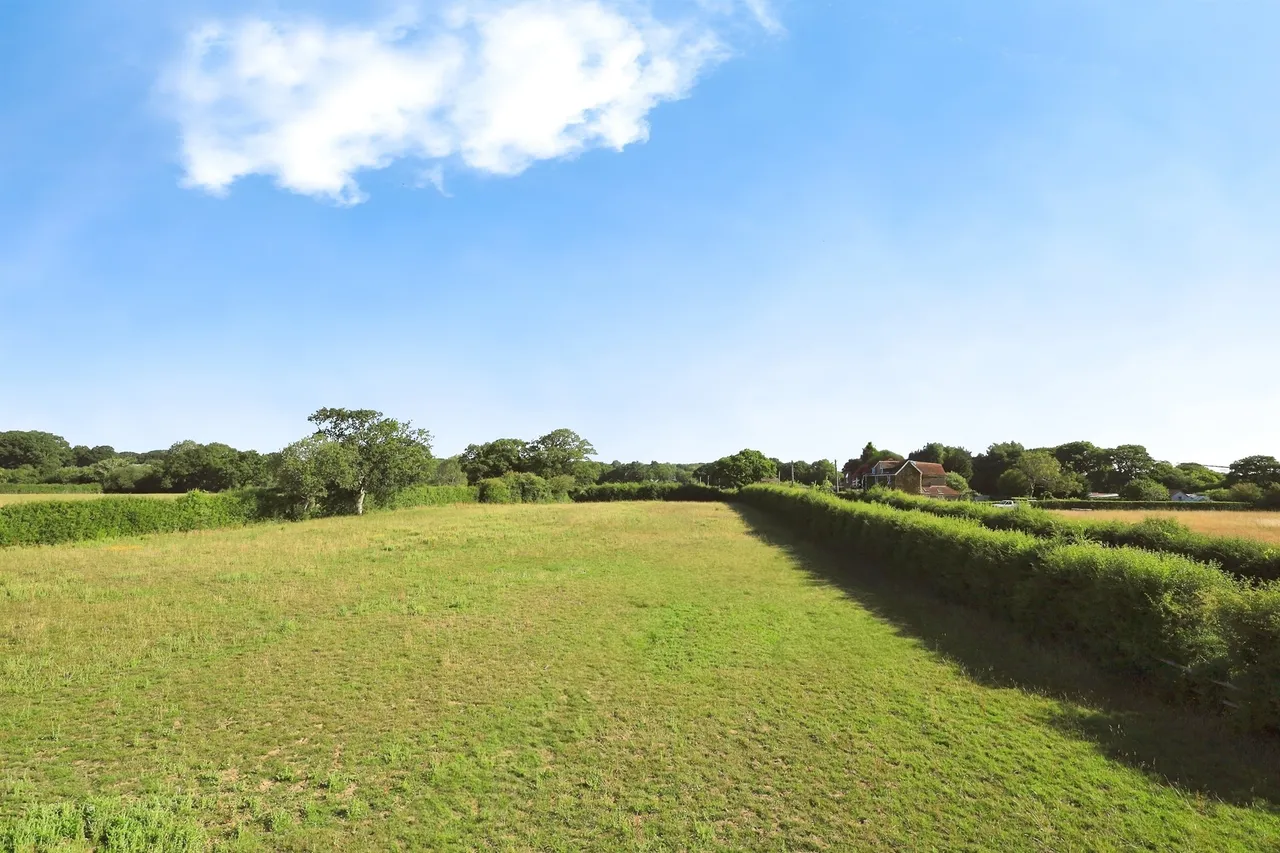 The Paddock, Upper Dicker, BN27, photo 13