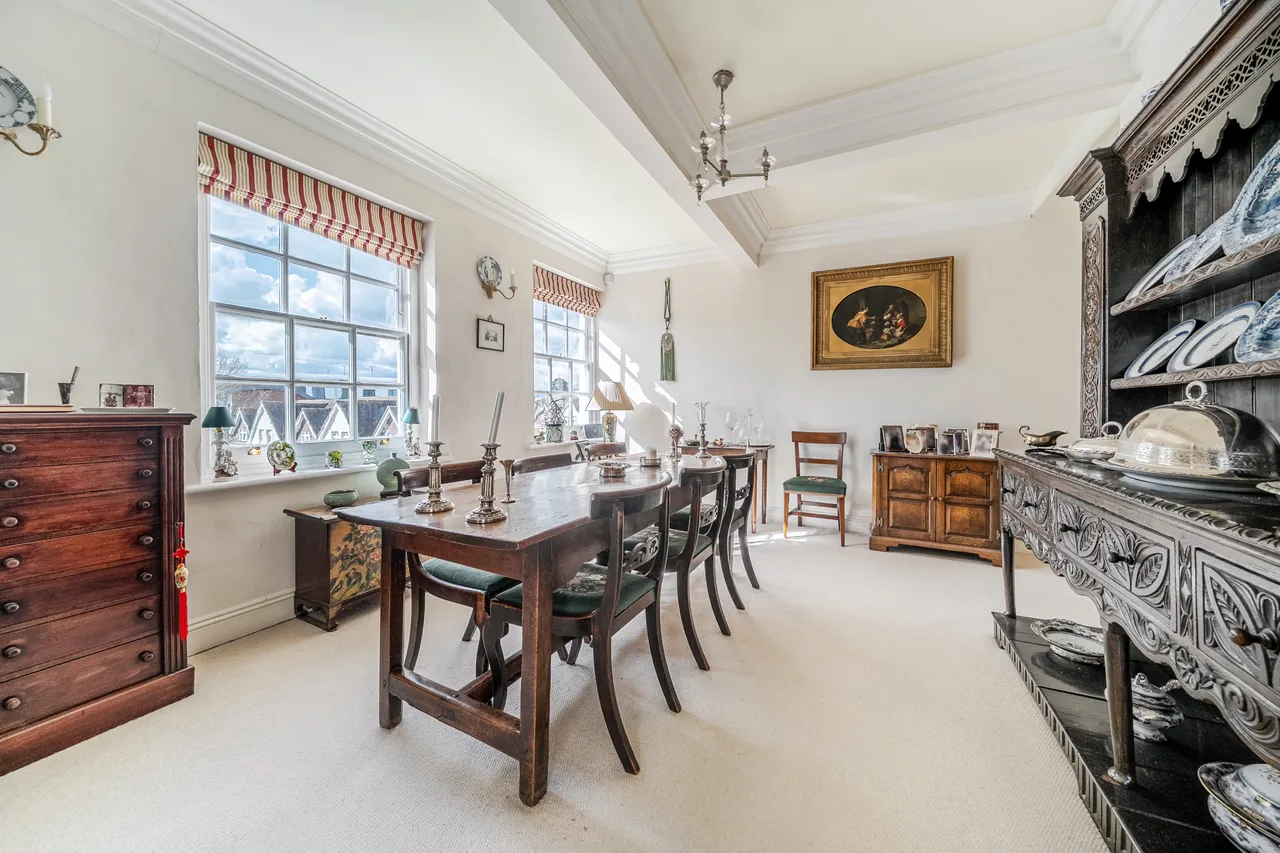 Causeway, Horsham, RH12, photo 3