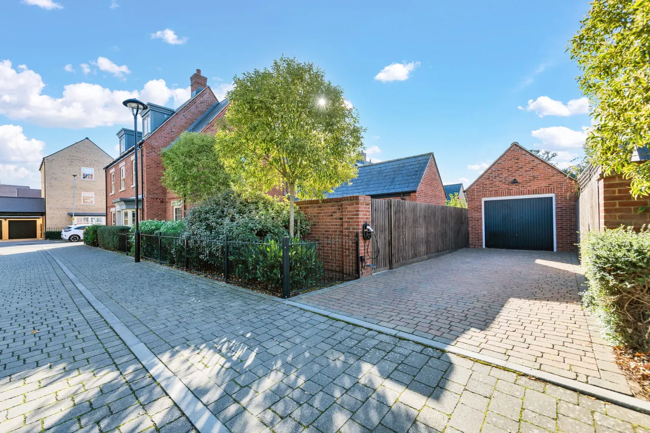 Stocker Close, Brampton, PE28, photo 20
