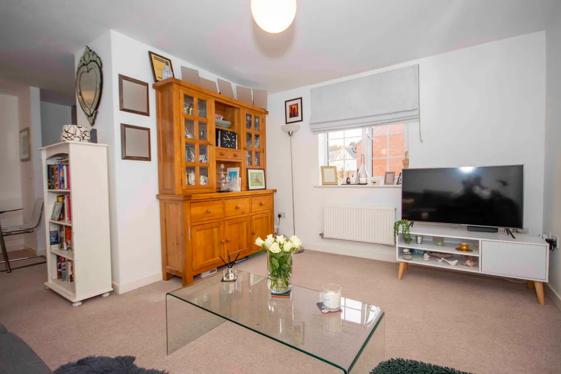 Drury Court, Chalfont St Peter, SL9, photo 4