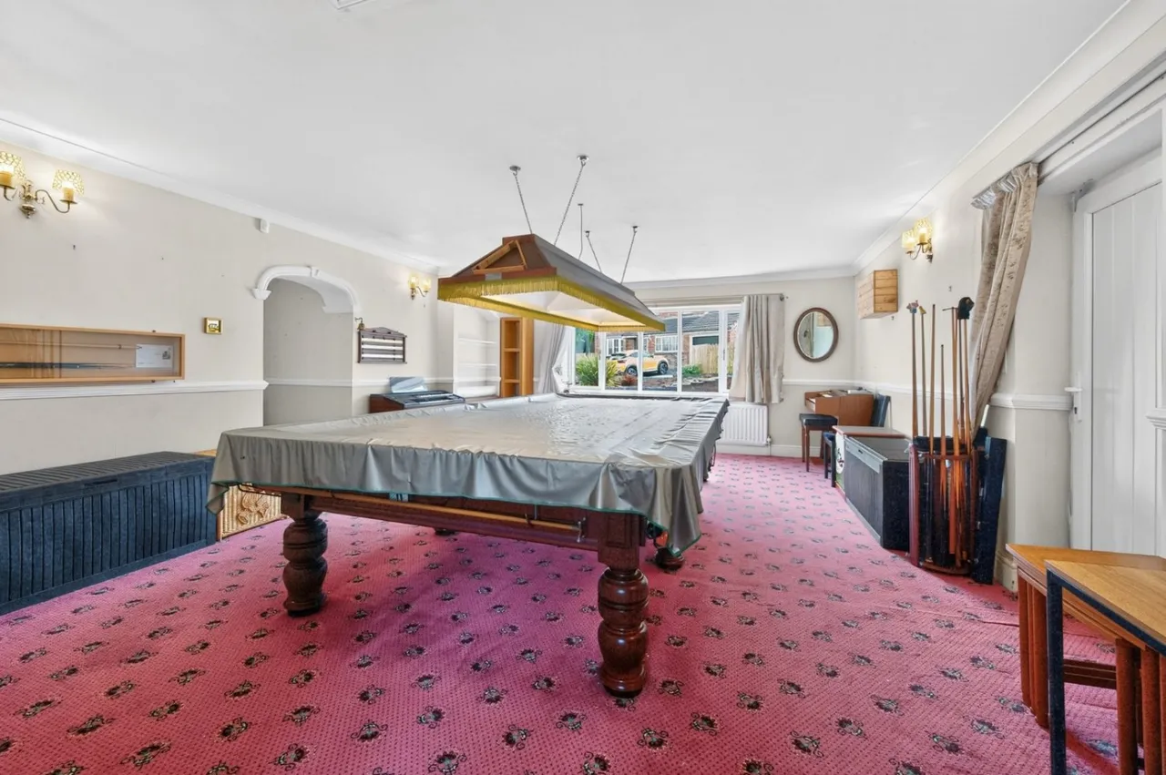 Greenton Avenue, Scholes, BD19, photo 8
