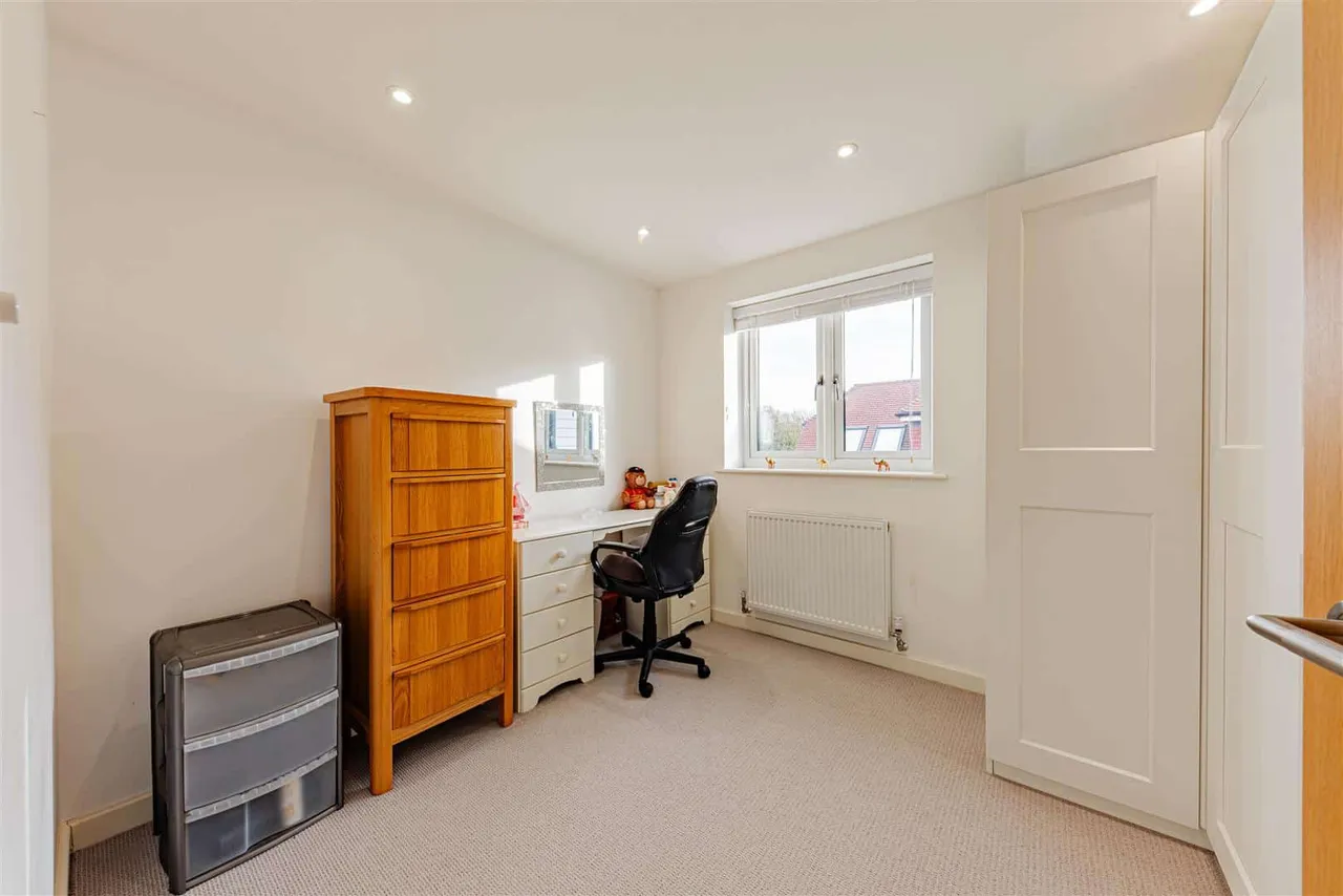 Foreland Heights, Ramsgate, Kent, CT11 0FF, photo 21