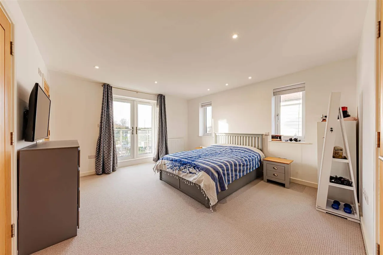 Foreland Heights, Ramsgate, Kent, CT11 0FF, photo 10