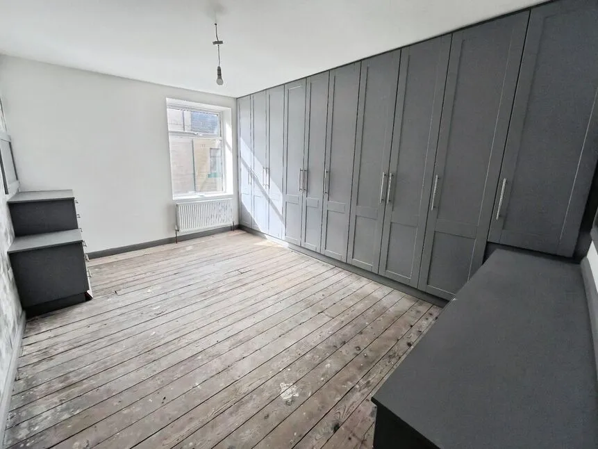 Market Street, Todmorden, OL14, photo 7