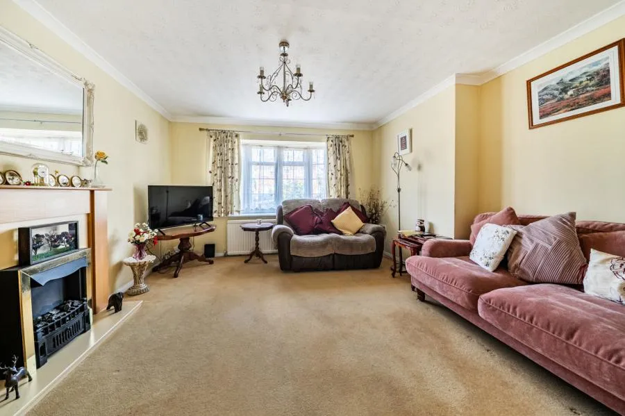 Arethusa Way, Bisley, GU24, photo 7