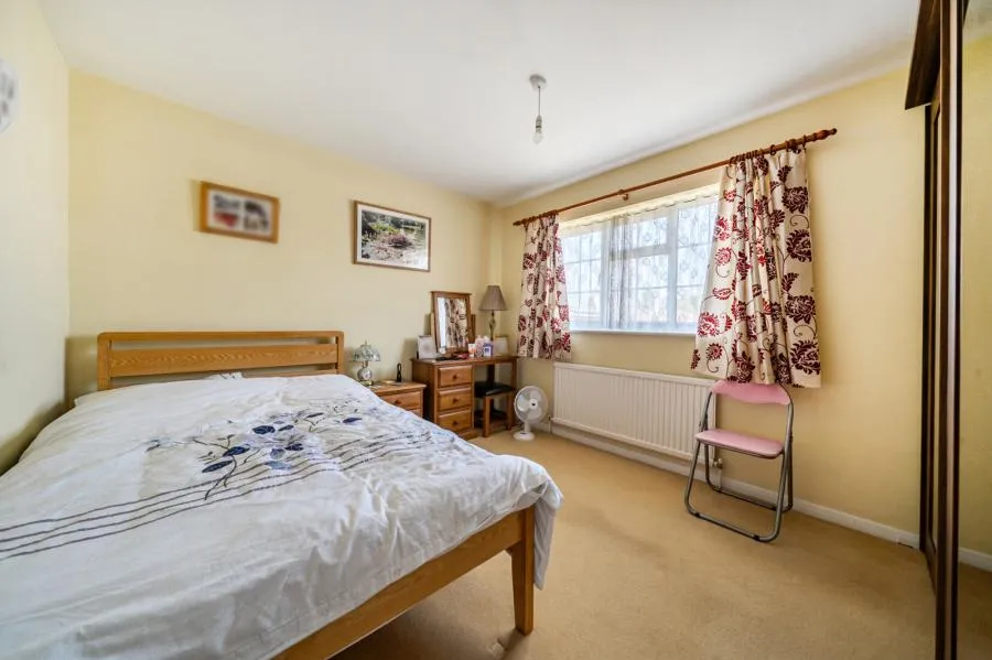 Arethusa Way, Bisley, GU24, photo 15