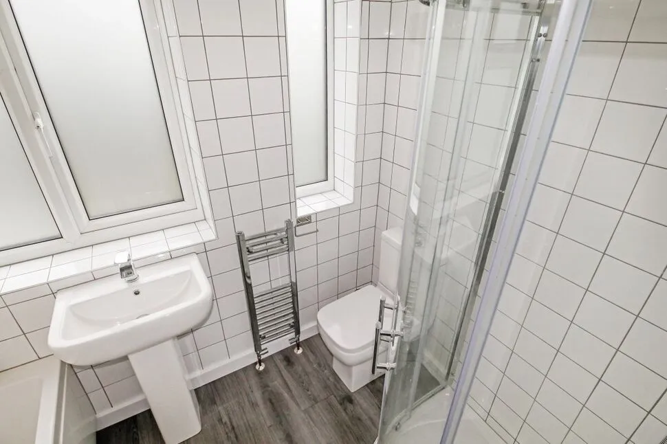 Brooke Avenue, Handforth, Cheshire, SK9, photo 11