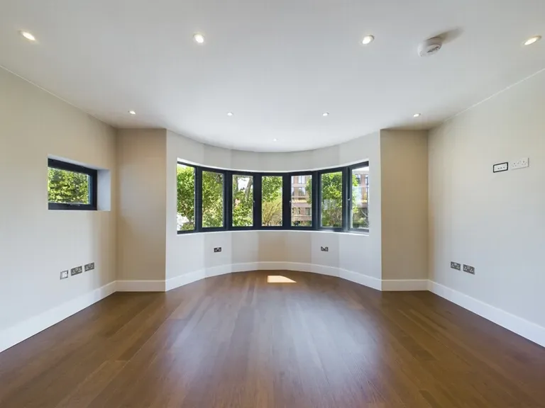 Brondesbury Park, Brondesbury Park, NW6 7AT, photo 5