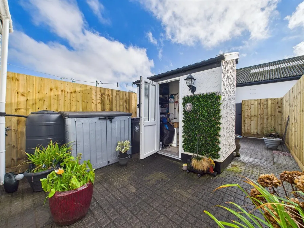 Southmead Road, Westbury-On-Trym, BS10, photo 18