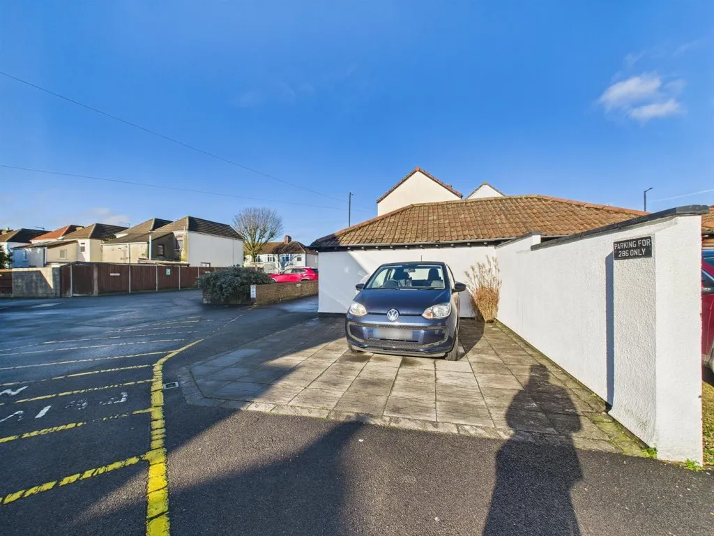 Southmead Road, Westbury-On-Trym, BS10, photo 5
