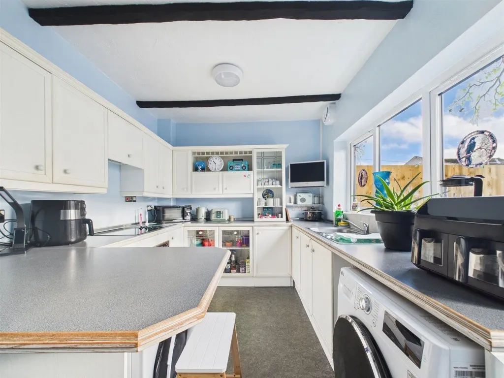 Southmead Road, Westbury-On-Trym, BS10, photo 6