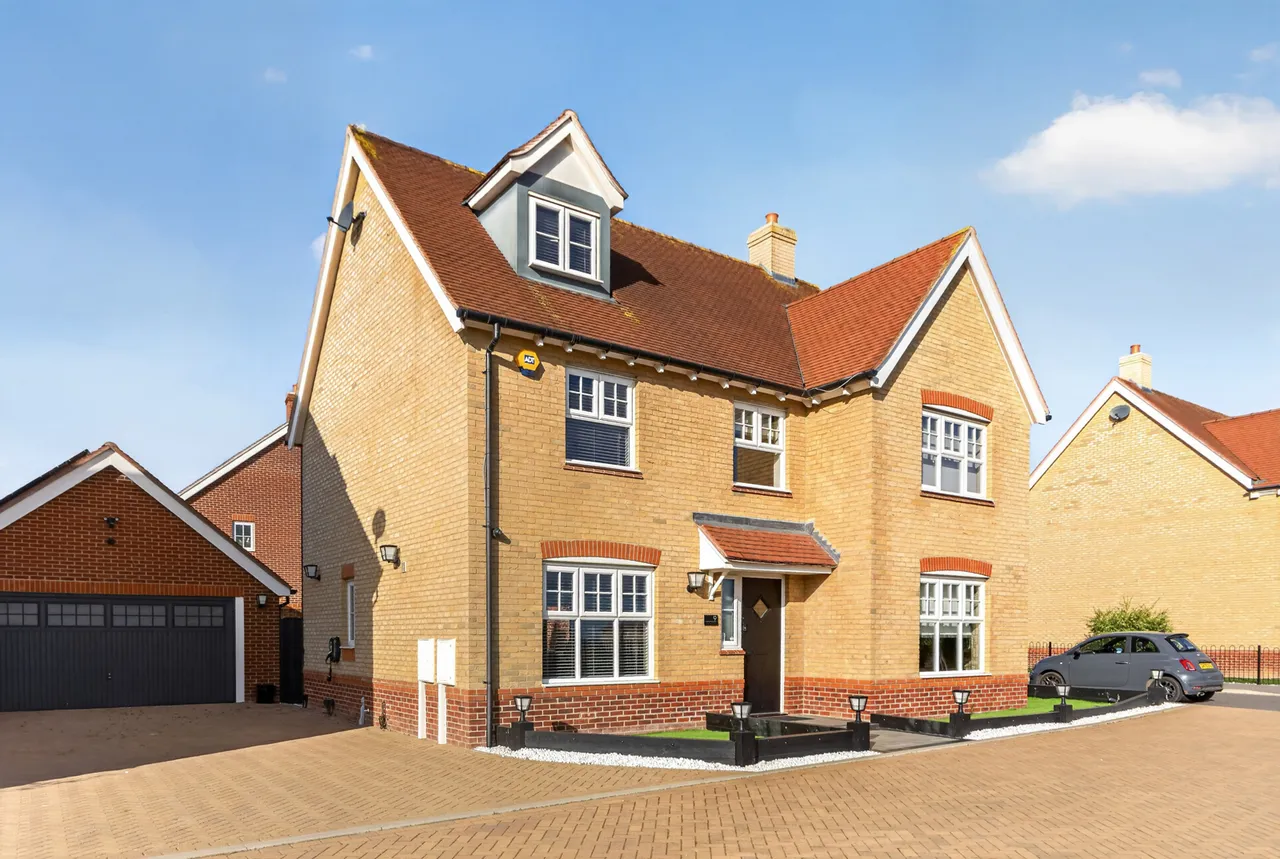 5 bed house for sale, Adams Croft, Witham, CM8
