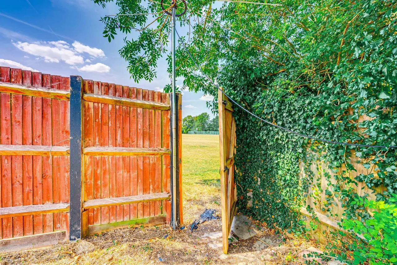 Foxbury Drive, Orpington, BR6, photo 26