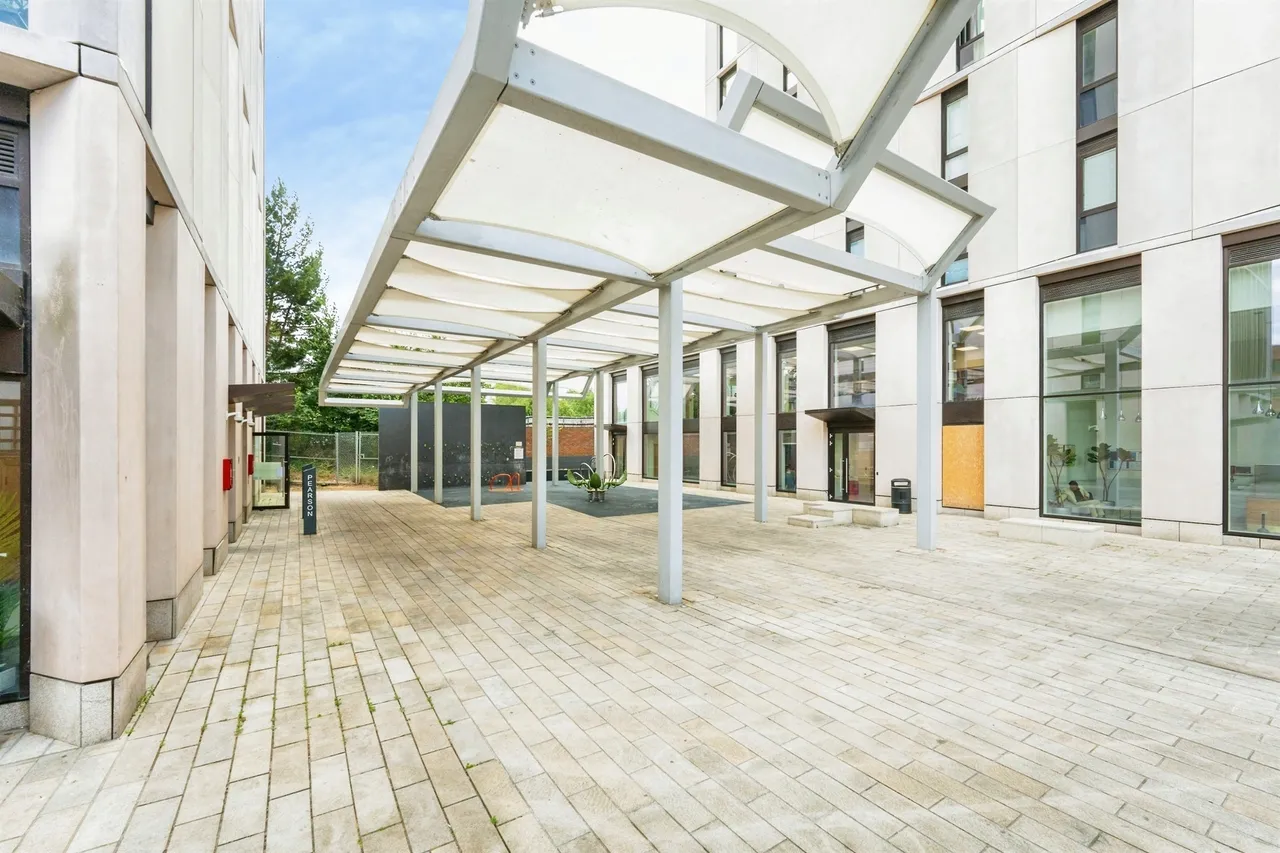 Perceval Square, College Road, Harrow, photo 11