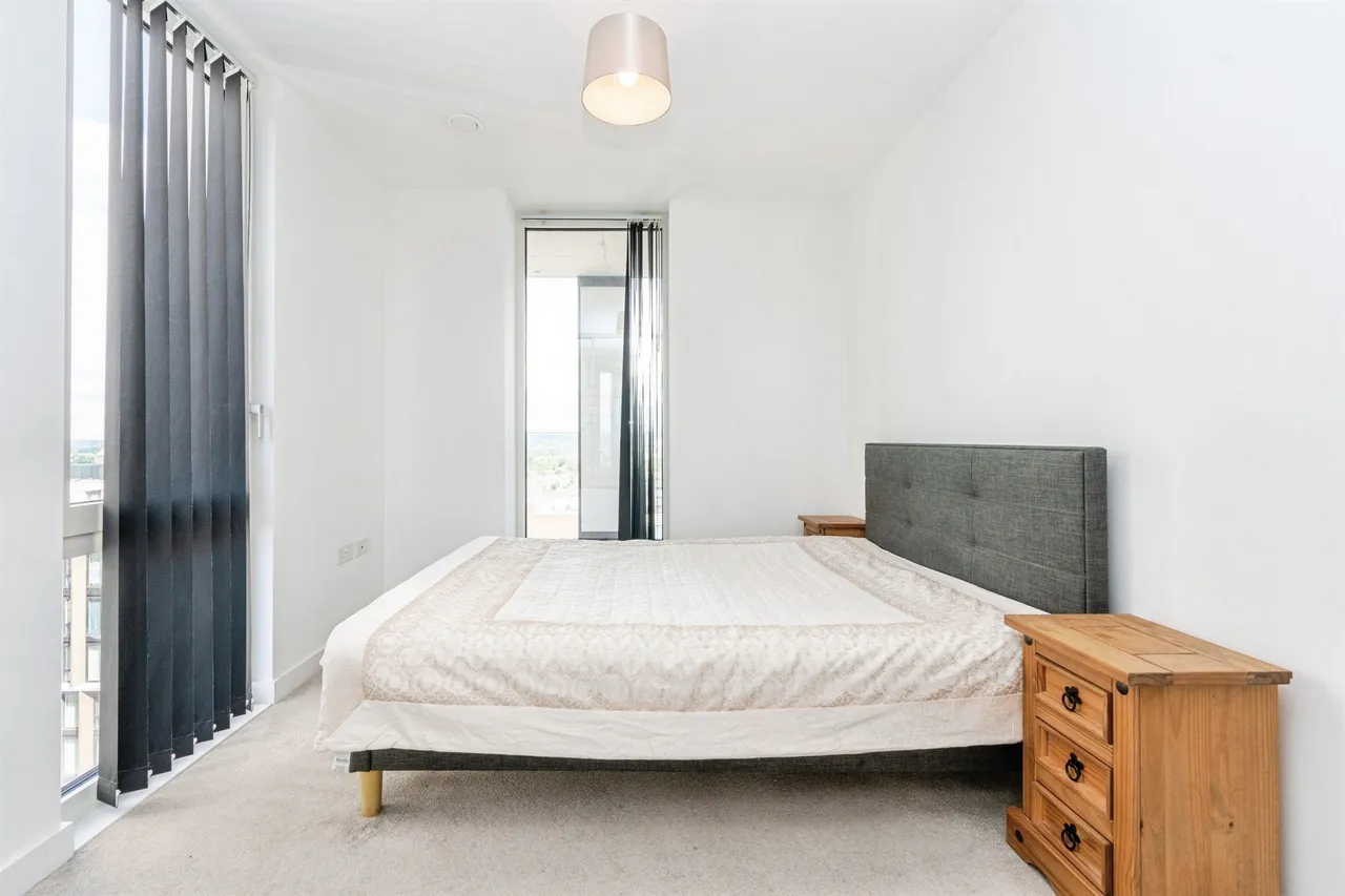 Perceval Square, College Road, Harrow, photo 4