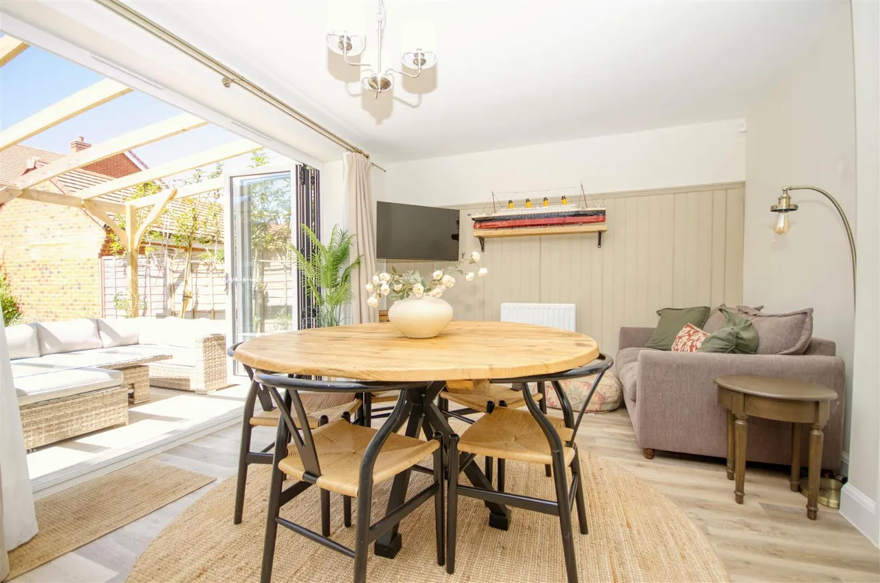 Oakland Road, Boorley Green, Botley, Southampton, SO32 2SX, photo 7
